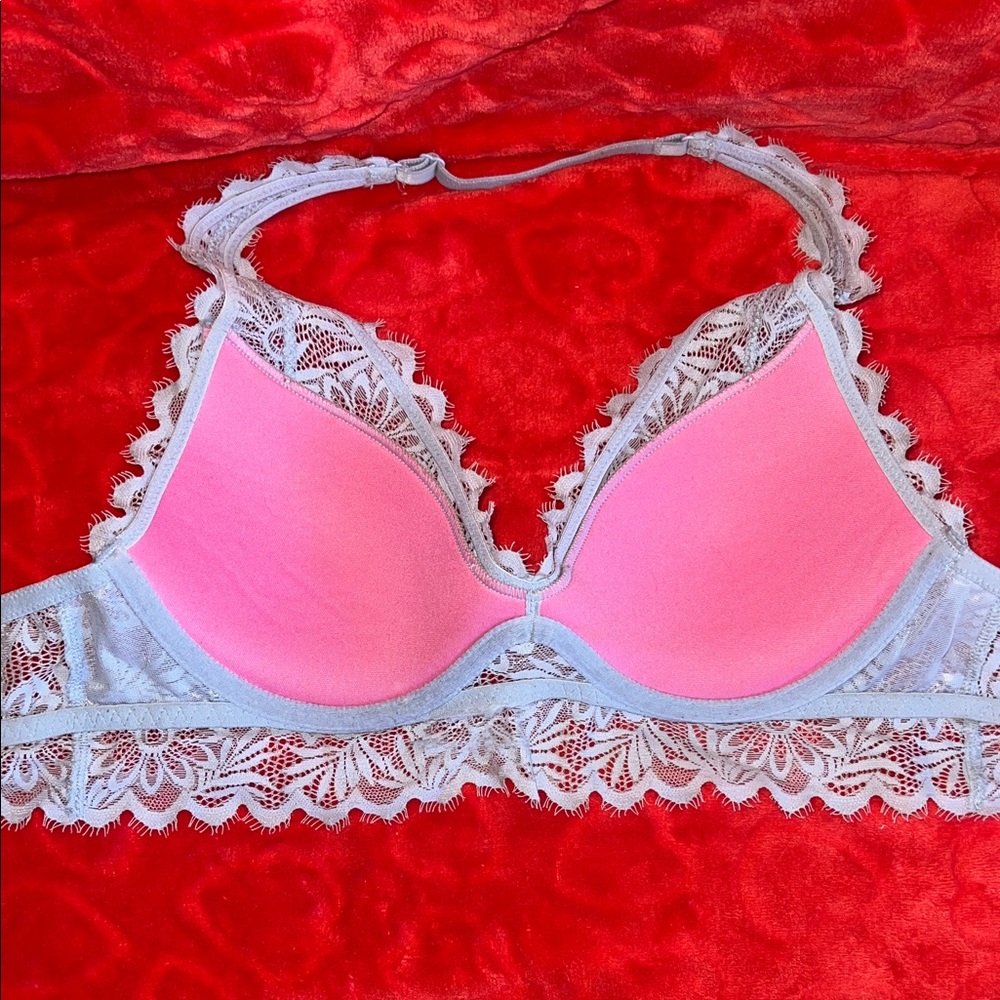 PINK Victoria's Secret Light Grey Lace Wired Halter Bralette - Picture 14 of 15